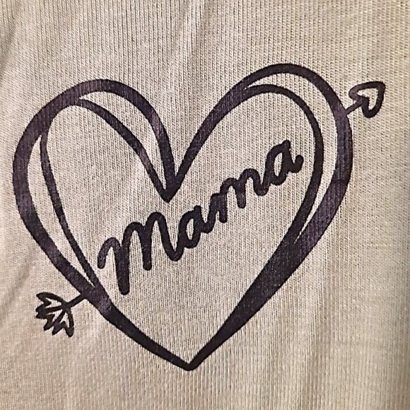 Planetmotherhood Sage, Size M Maternity "Mama Heart" Screen Printed Tee - Picture 3 of 4